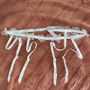 Victoria’s Secret White Floral Garter Belt